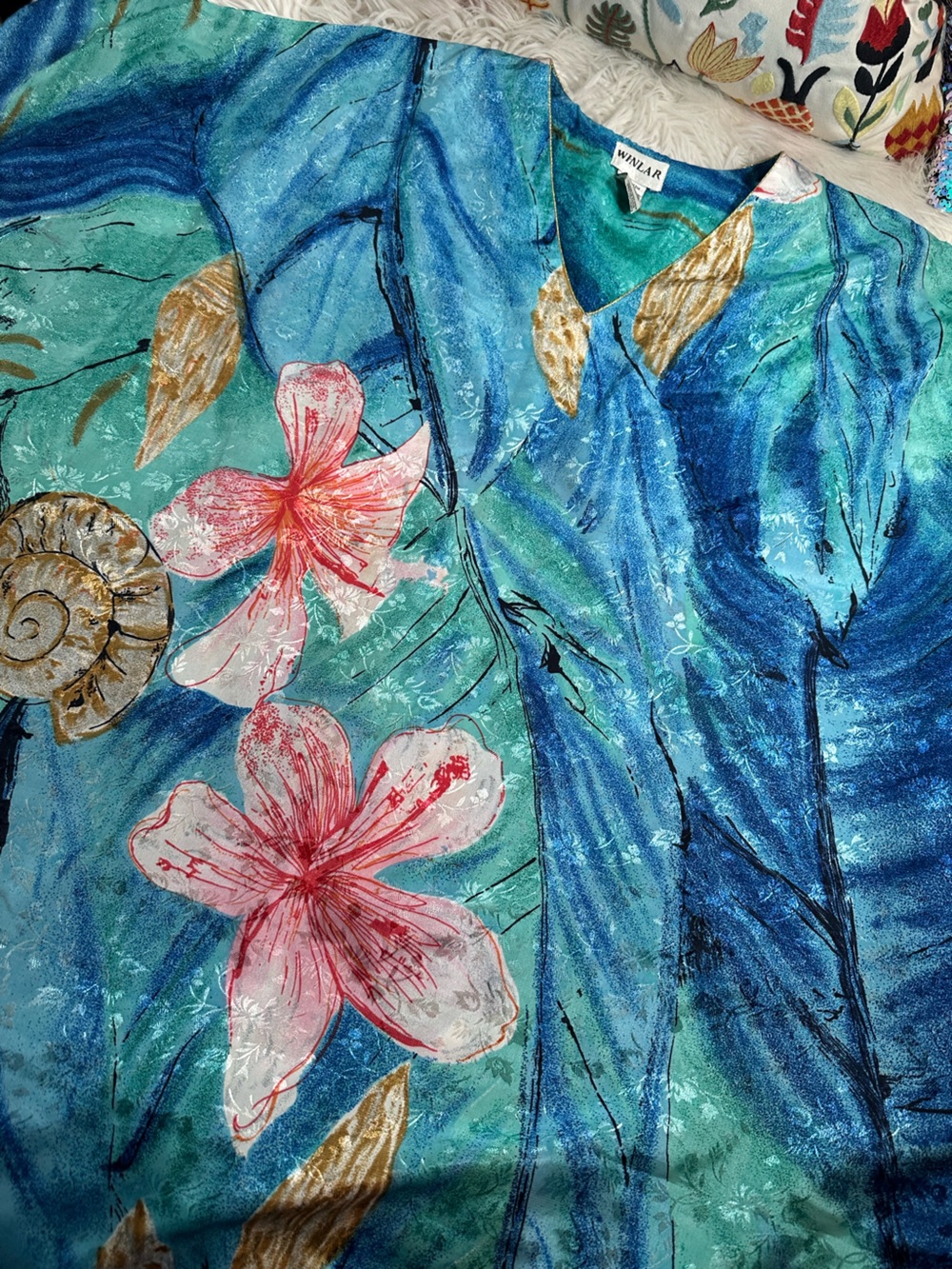 Winlar • Vintage Tropical Floral & Shell Caftan - Picture 4 of 14